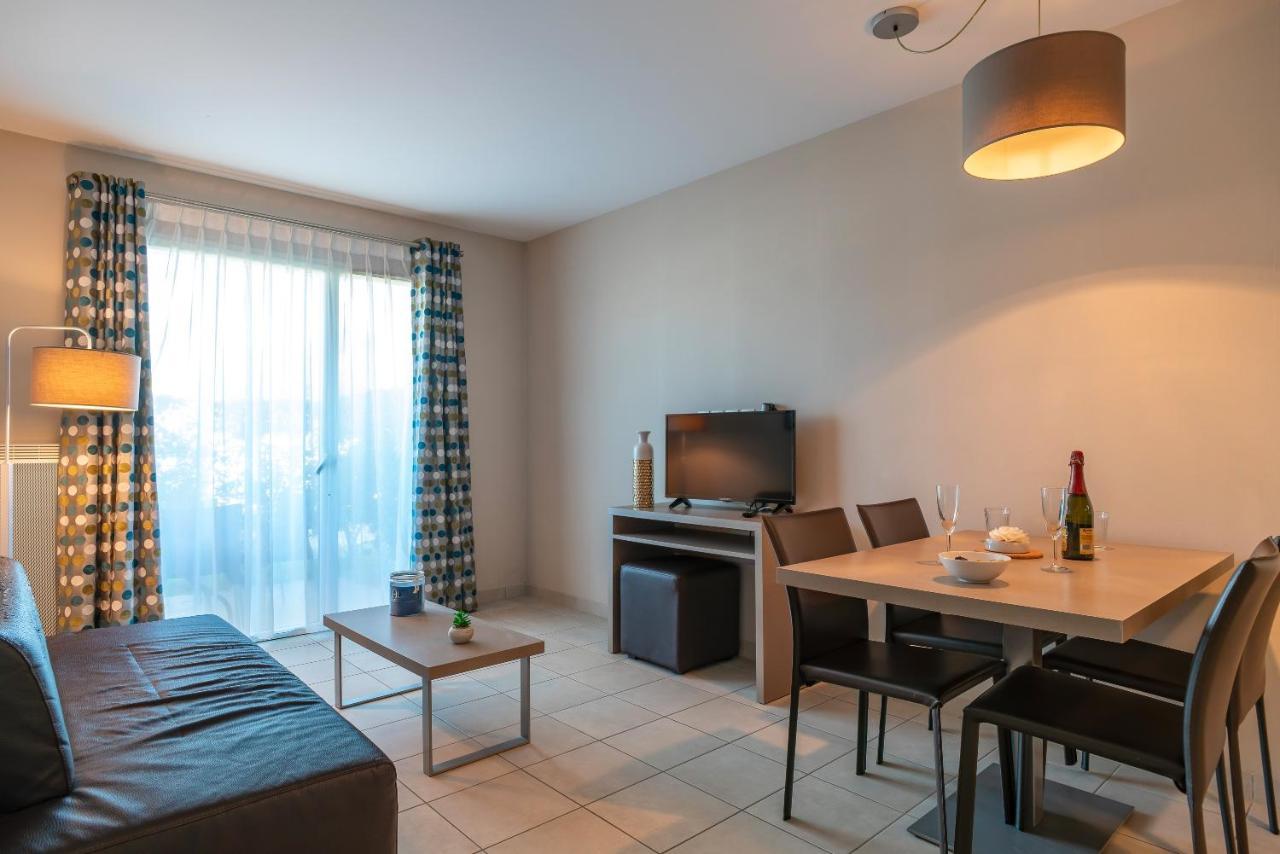 Les Sables 504 - Appt Avec Piscine Partagee Apartment *
